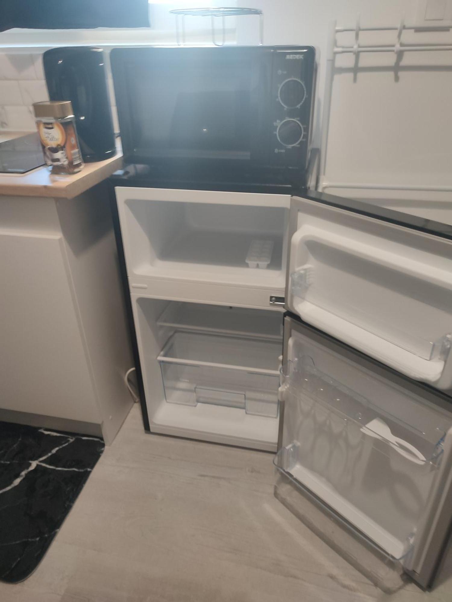 Petit F2 Meuble Independant Apartman Limay Kültér fotó